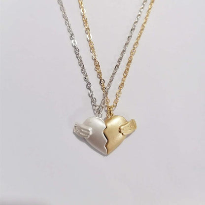 2pcs Heart-broken Shape Magnet Necklace