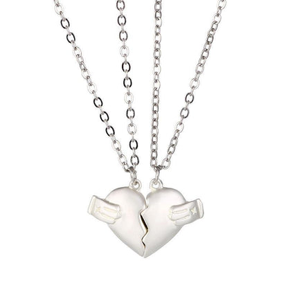 2pcs Heart-broken Shape Magnet Necklace