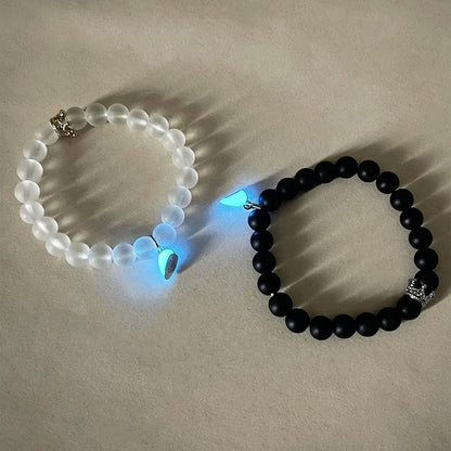 2pcs Crown Bracelet Luminou Heart Glow