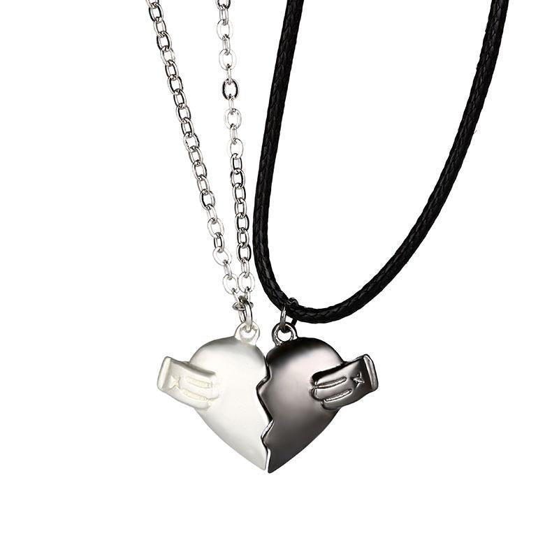 2pcs Heart-broken Shape Magnet Necklace